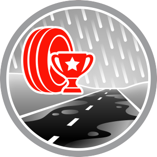 Viac štruktúrovaná vnútorná časť dezénu vedie k lepšej optimalizácii styčnej plochy a tým k zvýšeniu brzdného výkonu na mokrej vozovke. Viac štruktúrovaná vnútorná časť dezénu vedie k lepšej optimalizácii styčnej plochy a tým k zvýšeniu brzdného výkonu na mokrej vozovke.